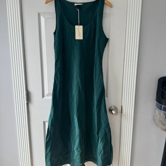 Universal Threads Dress NWT size large - Picture 1 of 3